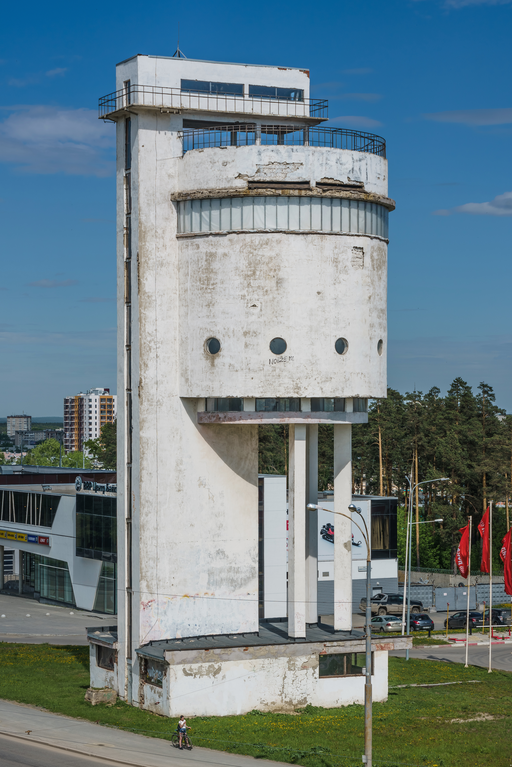 Белая башня)